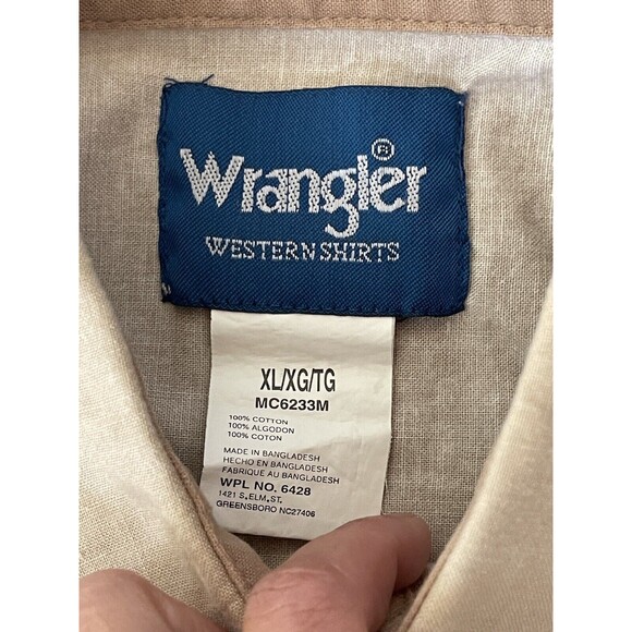 Vintage Wrangler Men's XL Beige Short Sleeve Pearl Snap Aztec Southwest Shirt - Picture 2 of 9